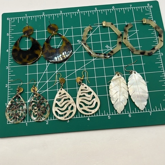 Earrings Resin 5 Pairs Brown Beige Black White Neutral Summer Earrings - Picture 10 of 15